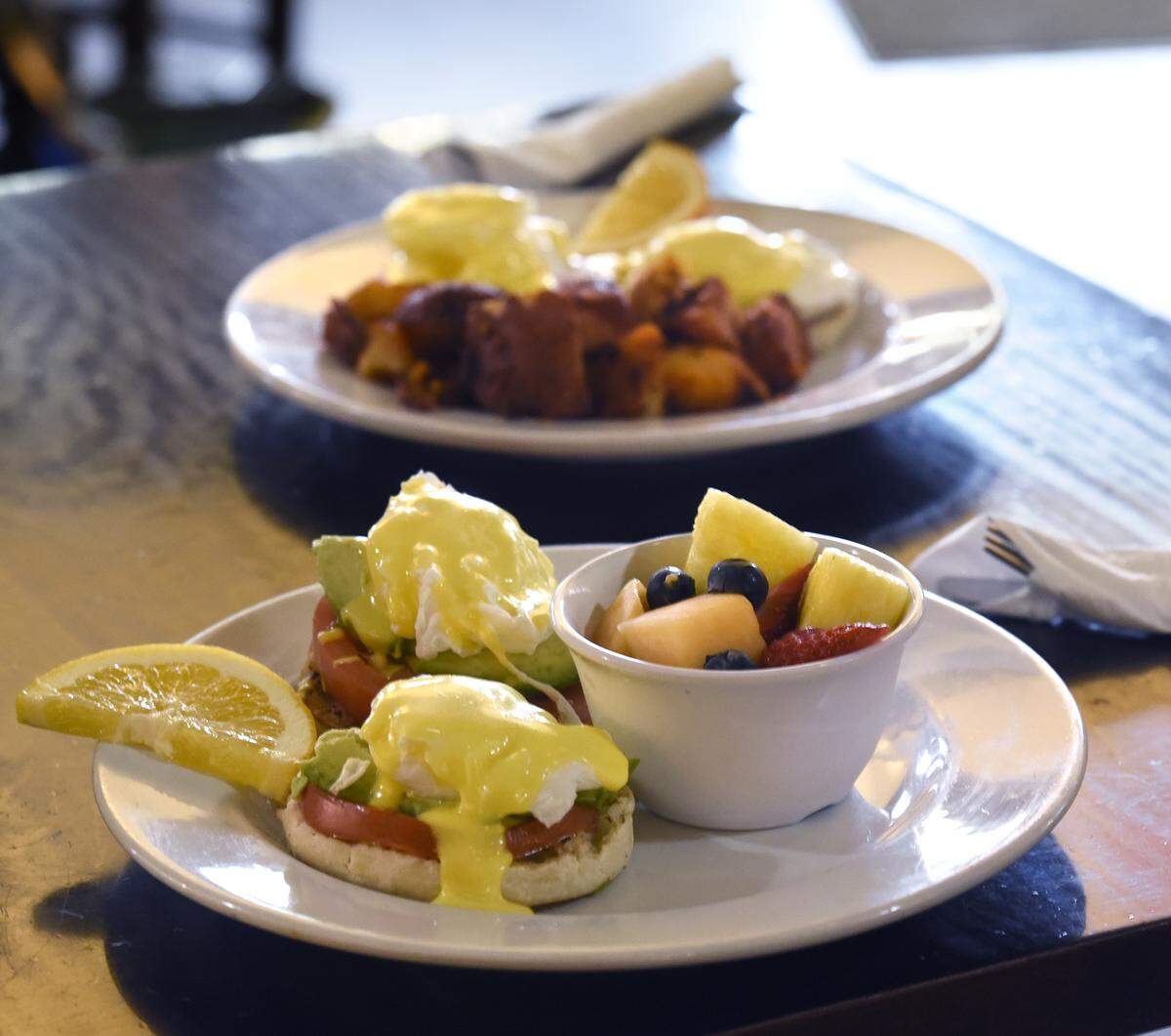 Where do you take your parents to eat when they are in Charlotte for a visit? We visited Famous Toastery for breakfast and their Eggs Benedict (Cali in the foreground & Classic  in the background versions). At lunch we head to Fenwick’s for their chicken salad plate and griddle-cooked hamburger on Wednesday, Nov. 14, 2018