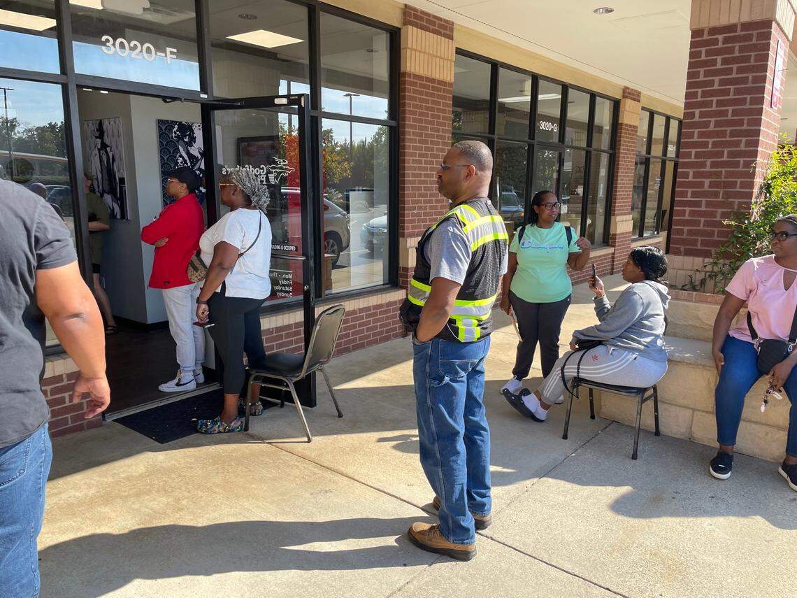 A line outside of Godfather’s Pizza on Monday, Oct. 17.