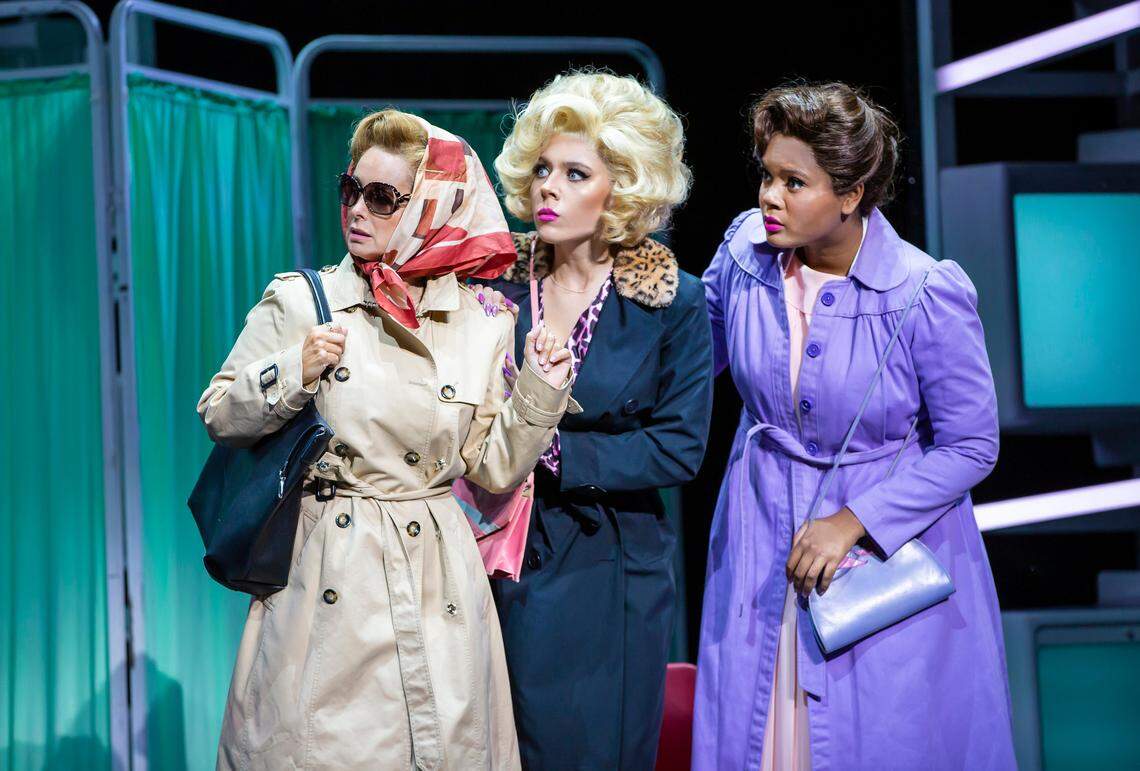 “9 to 5” features a book by the movie’s original screenwriter, Patricia Resnick, and an Oscar-/Grammy-/Tony-nominated score by Dolly Parton.