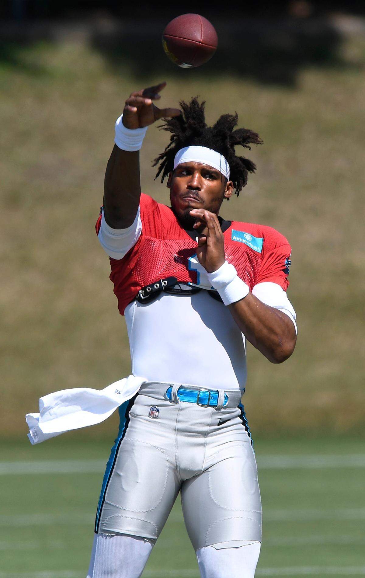 Carolina Panthers quarterback Cam Newton (1) was a full practice participant all week as he prepares to face the Los Angeles Rams on Sunday.