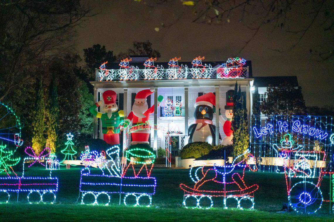 The CharlotteFive Holiday Lights Bracket winner.