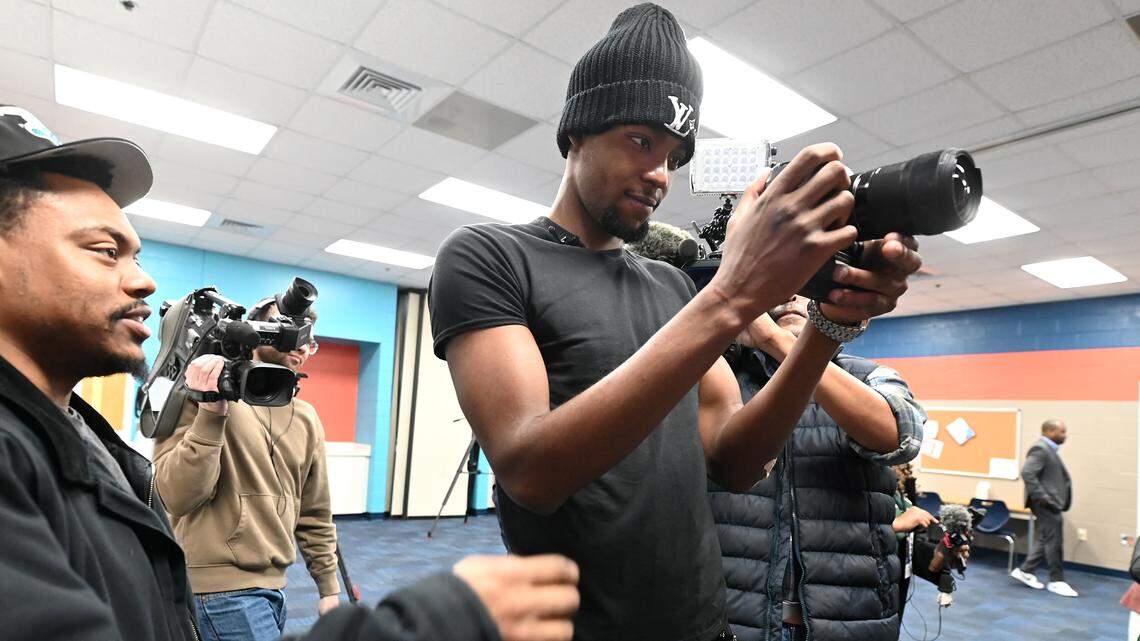 Brandon Miller hands out holiday gifts, then delivers message for Hornets fans