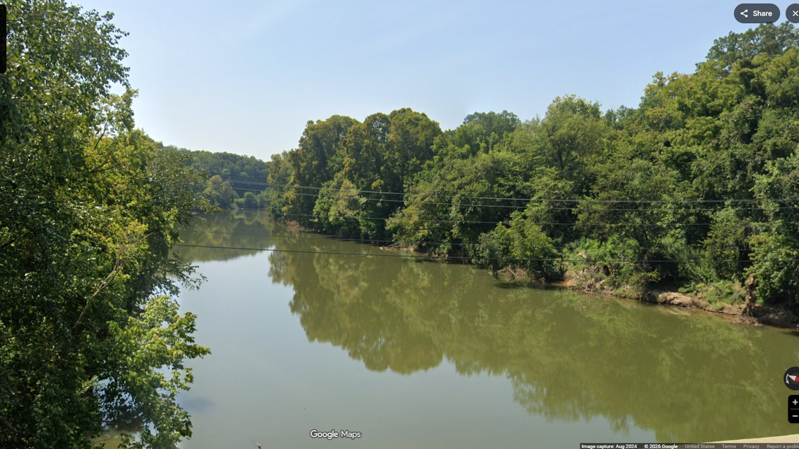 Kayaking turns grisly when a man’s body surfaces in scenic river, NC sheriff says