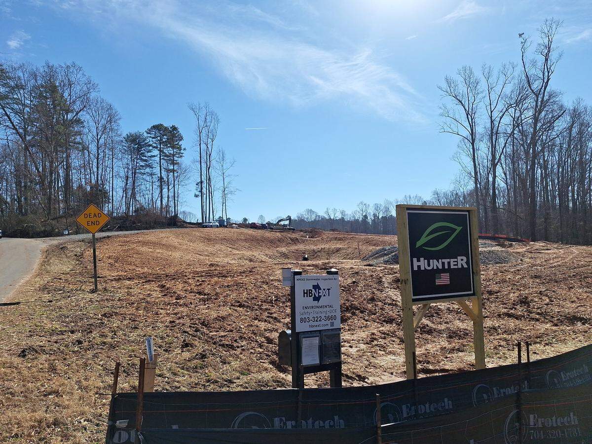 An under-construction, east-west traffic-reliever connector road is shown from U.S. 21 and Deerwood Lane in Mooresville on Monday, Feb. 3, 2025.