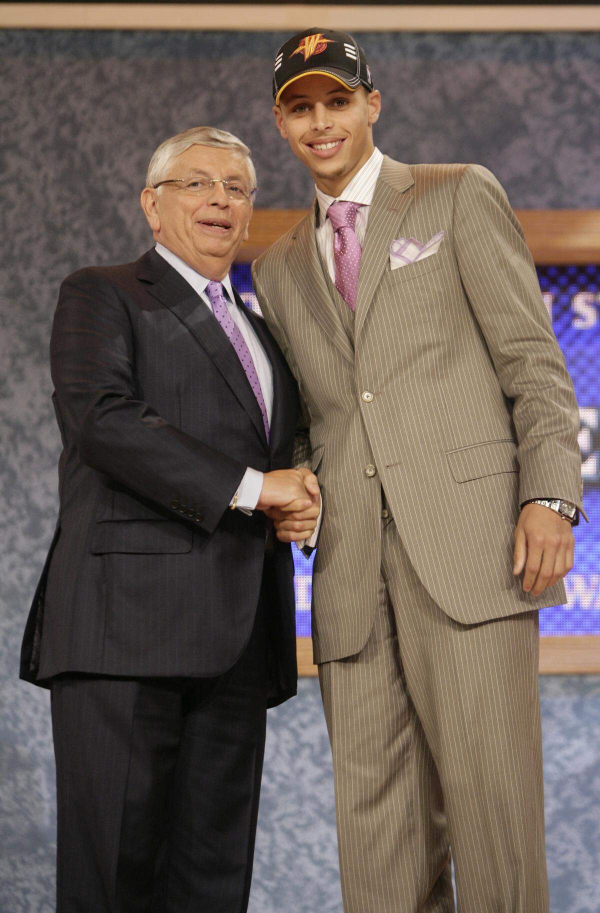 NBA commissioner David Stern, left, poses with Davidson's Stephen Curry, who was picked seventh overall in the 2009 NBA draft by the Golden State Warriors. Also that day: The deaths of Michael Jackson and Farrah Fawcett.
