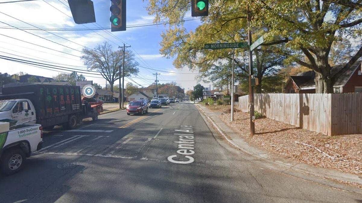 Police are investigating a shooting near this intersection in Charlotte’s Plaza Midwood neighborhood on Saturday, Aug. 23, 2025.