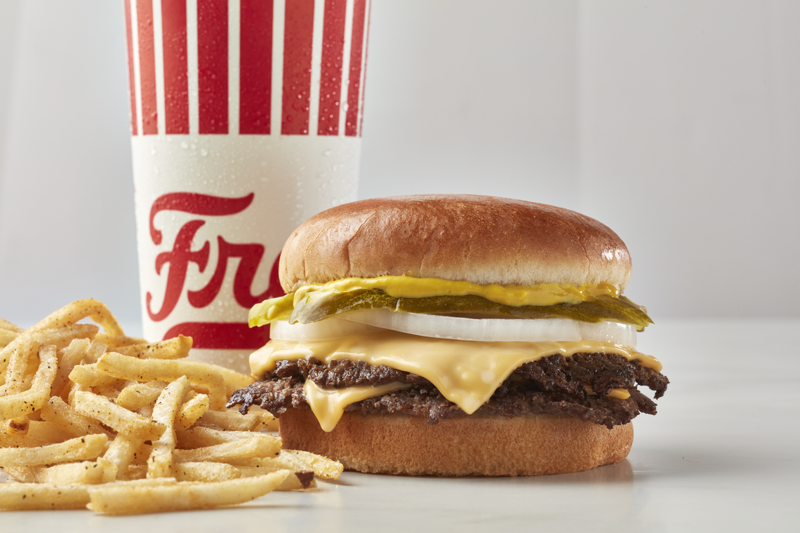 Freddy’s Frozen Custard and Steakburgers is offering active duty military members and veterans a gift card for a Freddy’s Original Double combo meal.