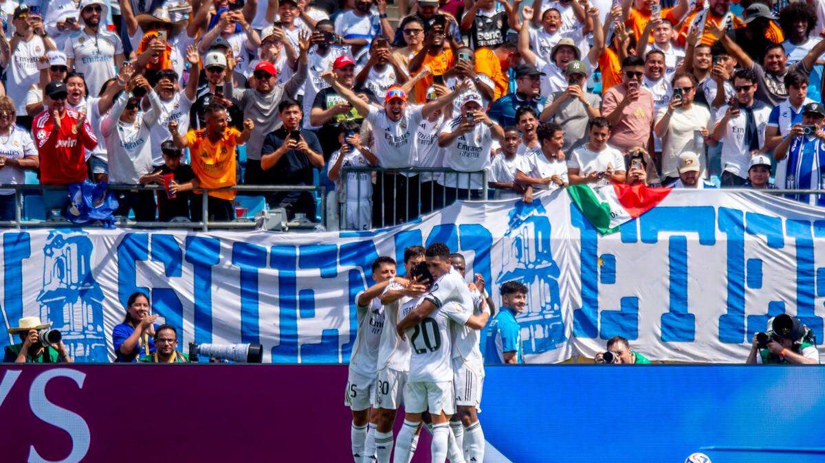The Real Madrid team celebrates after scoring a goal during the FIFA Club World Cup game between Real Madrid and Pachuca in Charlotte, NC, Sunday, June 22, 2025.