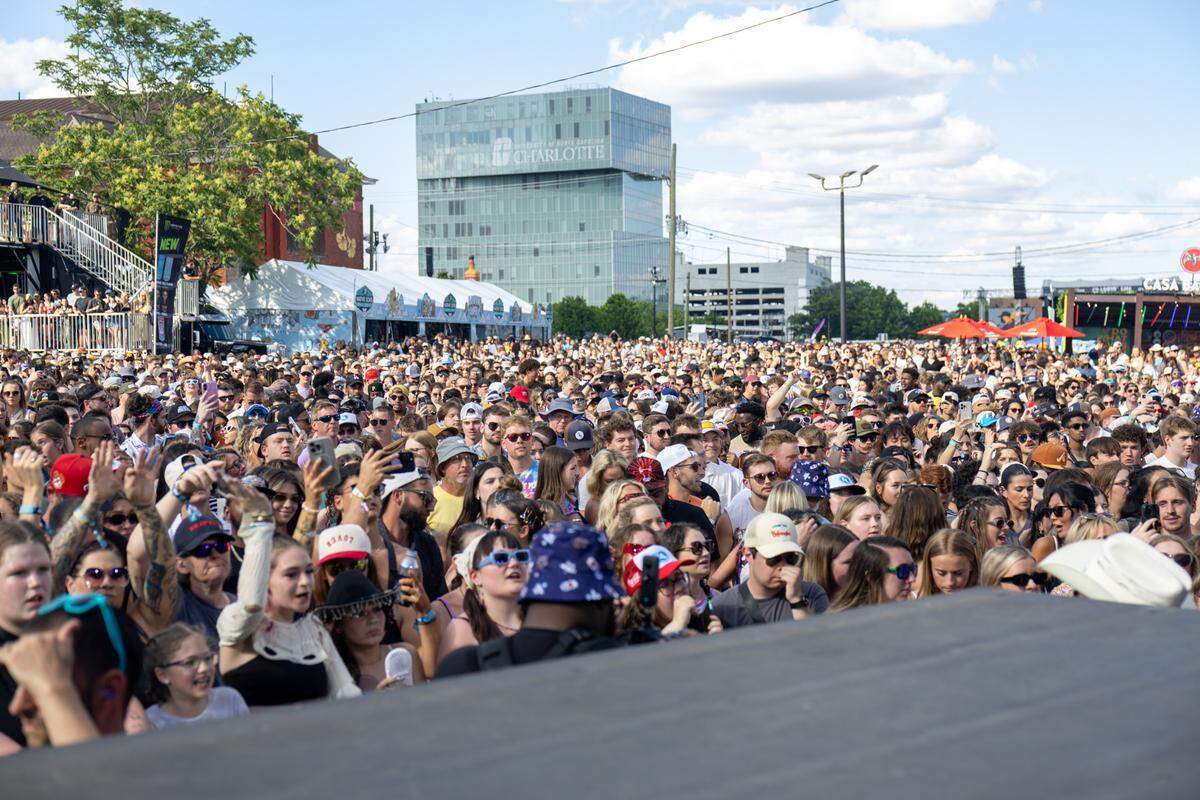 Fans at Lovin’ Life Music Fest on May 4, 2025.