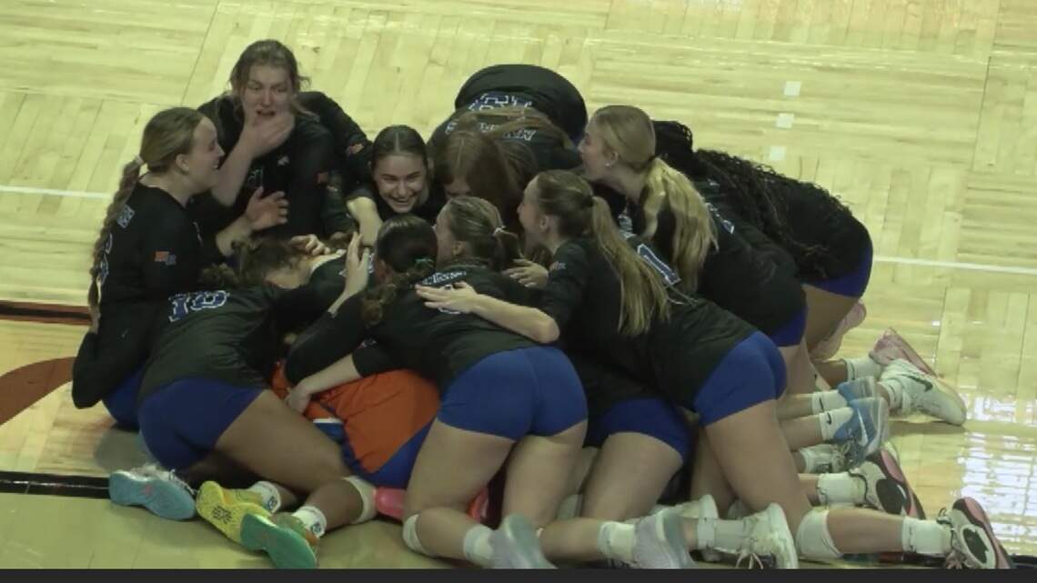 Marvin Ridge, Community School, Lake Norman Charter win NCHSAA volleyball titles