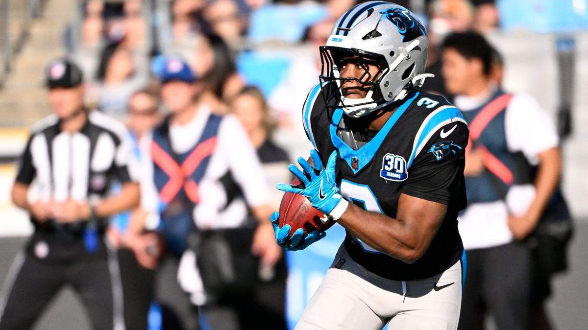Nov 3, 2024; Charlotte, North Carolina, USA;Carolina Panthers running back Raheem Blackshear (3) returns a punt in the third qarter at Bank of America Stadium. Mandatory Credit: Bob Donnan-Imagn Images