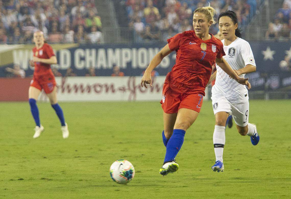 The United States’ Abby Dahlkemper, front, passes the ball against South Korea during the two teams’ exhibition at Bank of America Stadium in Charlotte Thursday.