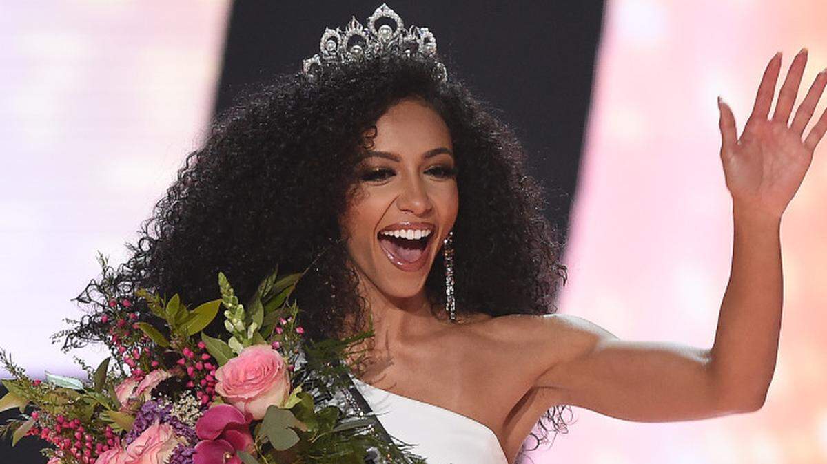 Tributes pour in for late USC Gamecocks alumna, former Miss USA Cheslie Kryst