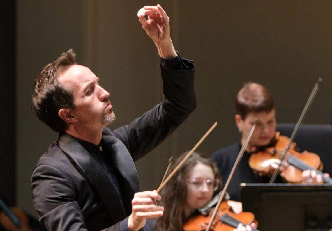 Prior to becoming the CSO’s resident conductor in 2018, Christopher James Lees divided his time between teaching and conducting at University of North Carolina School of the Arts and serving as the CSO’s assistant conductor.