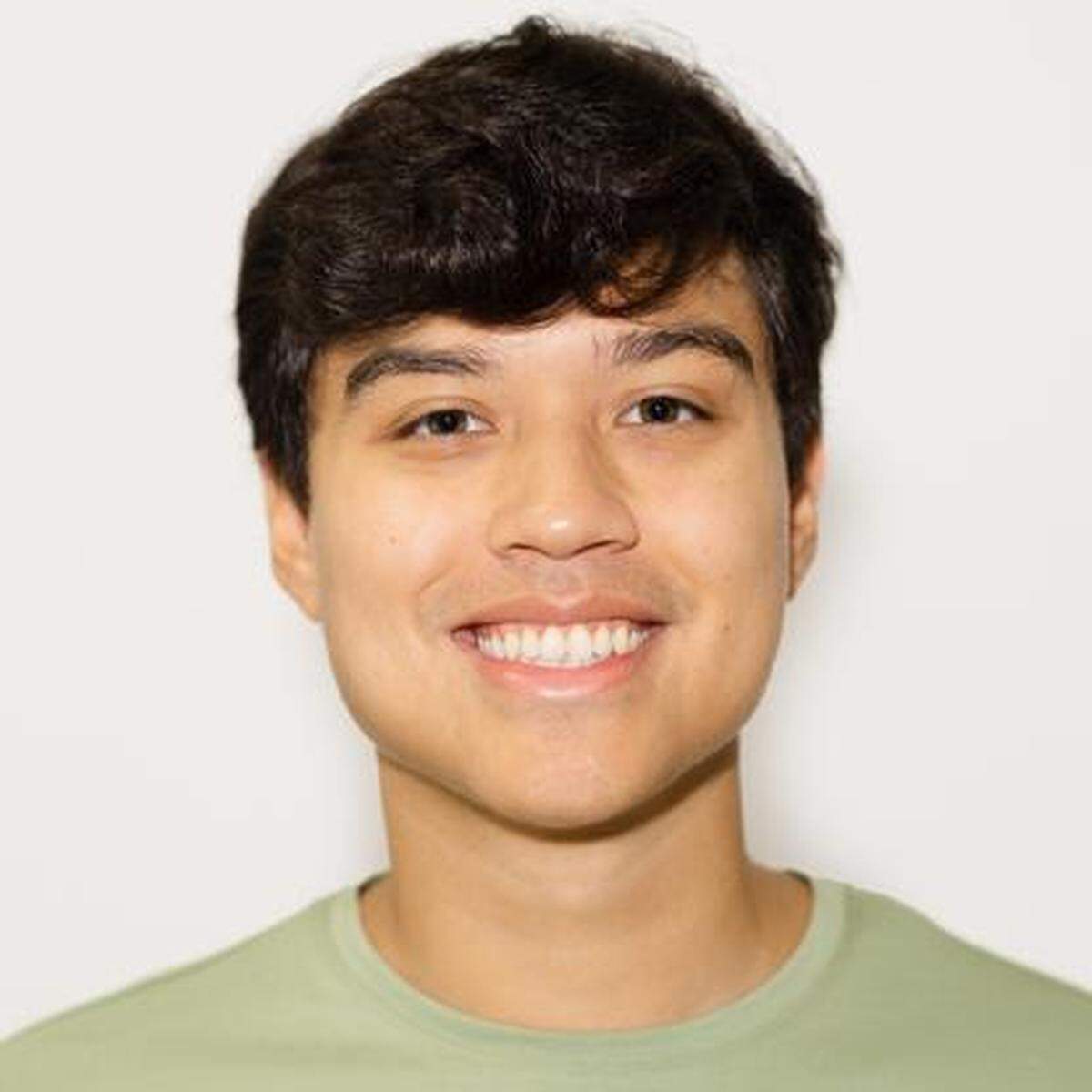 Nestor Galarza, known under the moniker xNestorio on YouTube, has more than six million subscribers who enjoy his “Minecraft” content.