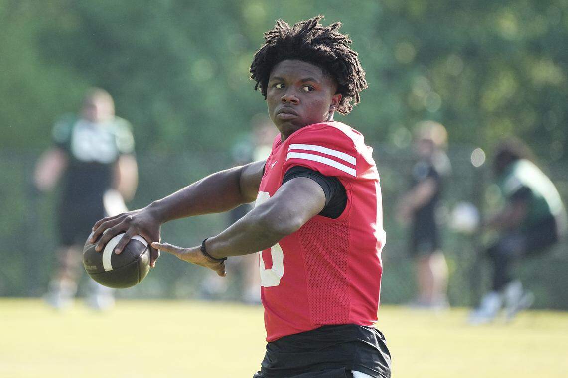 Charlotte 49ers quarterback Jaylen White (10) takes part in drills during a spring practice on Thursday, April 16, 2026, in Charlotte, North Carolina.