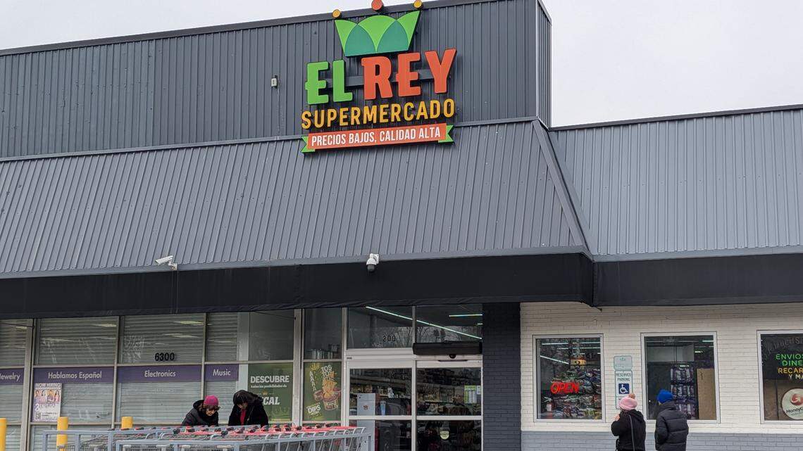 Hispanic grocer in east Charlotte expands, taking over a former pharmacy