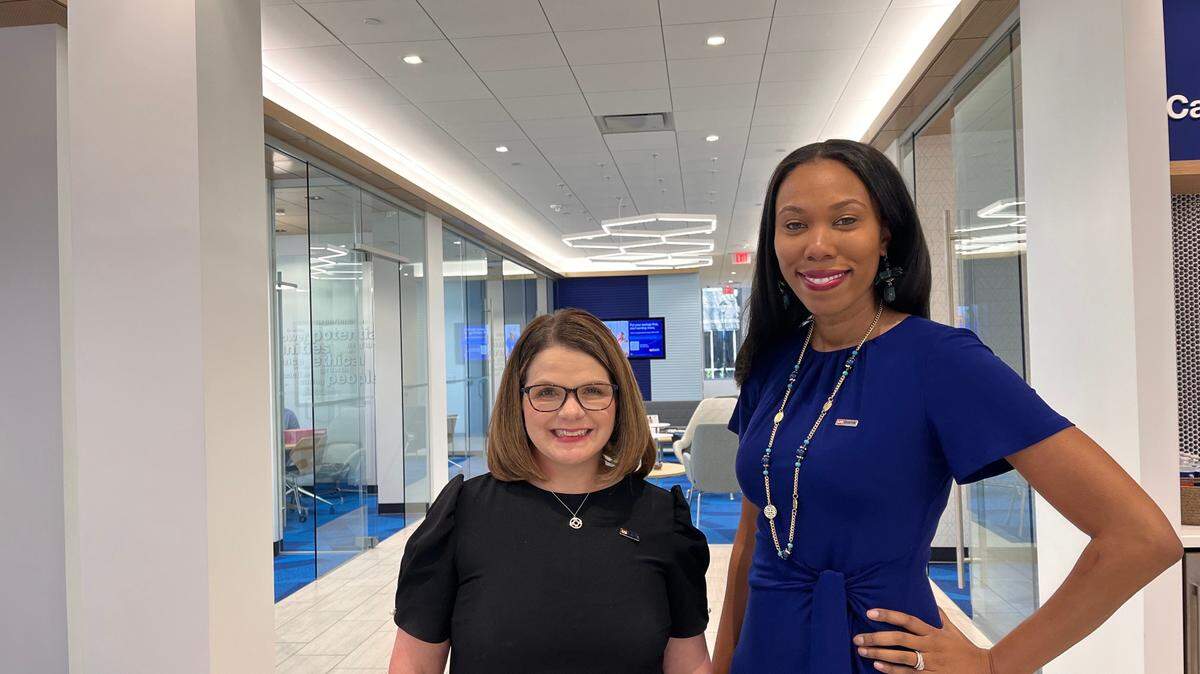 Heather Kesner, left, branch and small business regional executive for the East region, and Ashley Cumberbatch, North Carolina branch banking market leader, at U.S. Bank’s new SouthPark branch. It’s the fourth branch the bank has opened in Charlotte in the last four years.