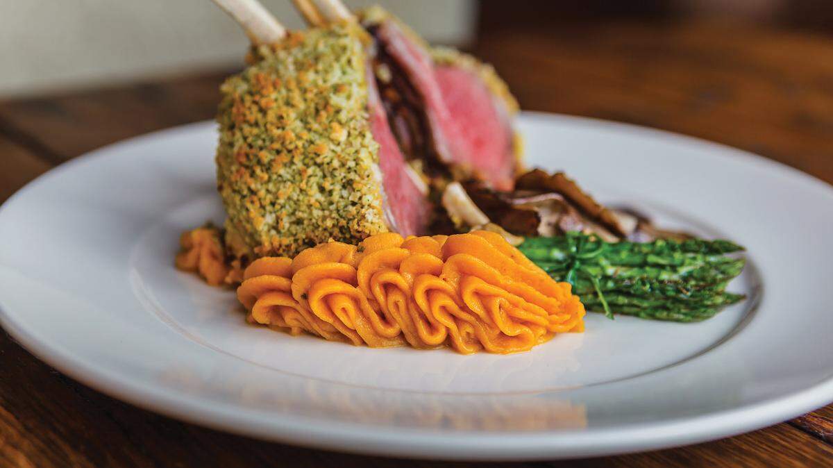 Epic Chophouse’s Mooresville location has now reopened.