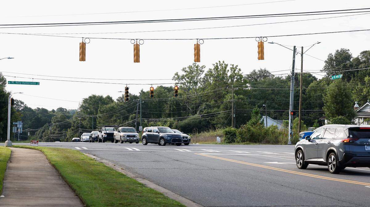 Charlotte is debating whether to revive red light cameras. This file photo shows the intersection of Mt. Holly-Huntersville Road and Mt. Holly Road in Charlotte.