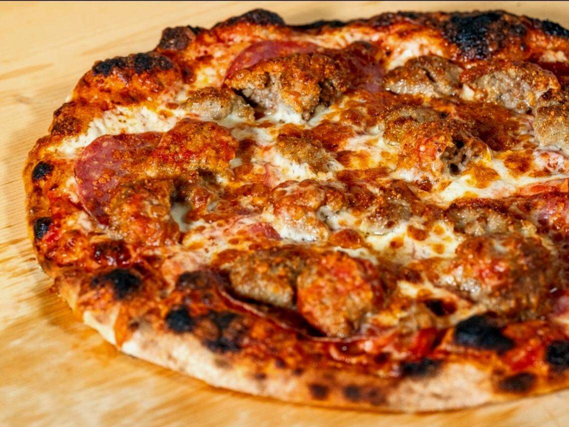 Zepeddie’s Pizzeria, a popular Charlotte pizza restaurant in the 1990s, will reopen in a new location in summer 2024.