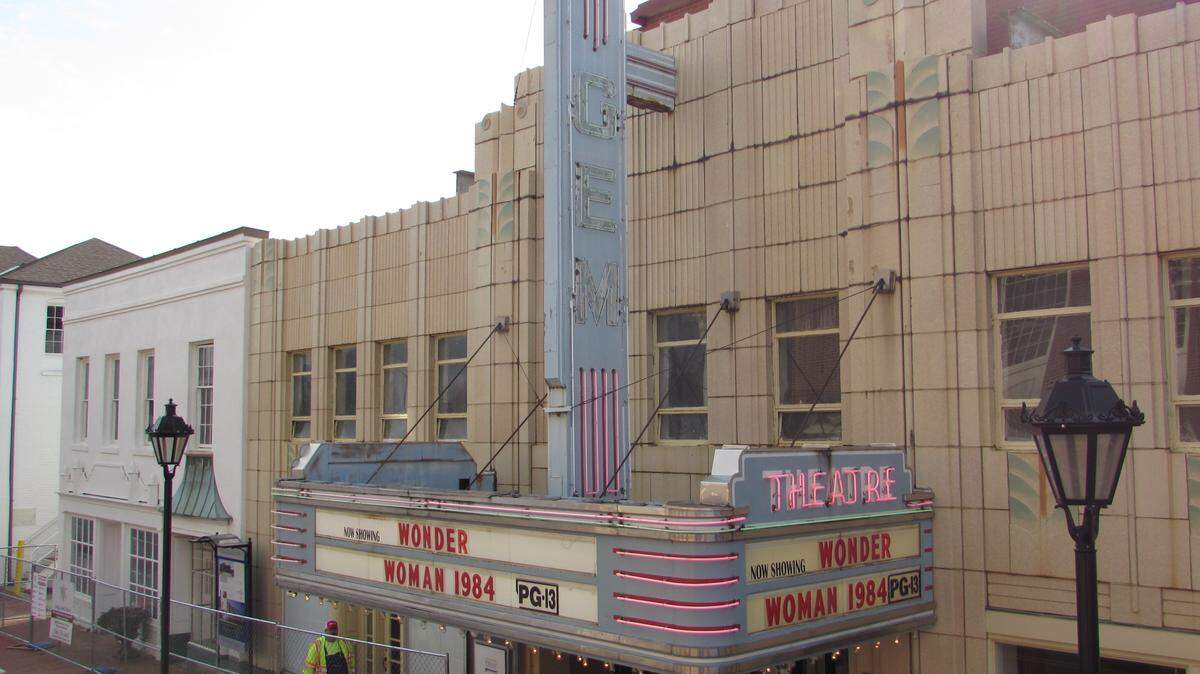 The city of Kannapolis will begin $1.1 million in renovations at the Gem Theatre, the oldest single-screen movie theater with balcony seating in the U.S.