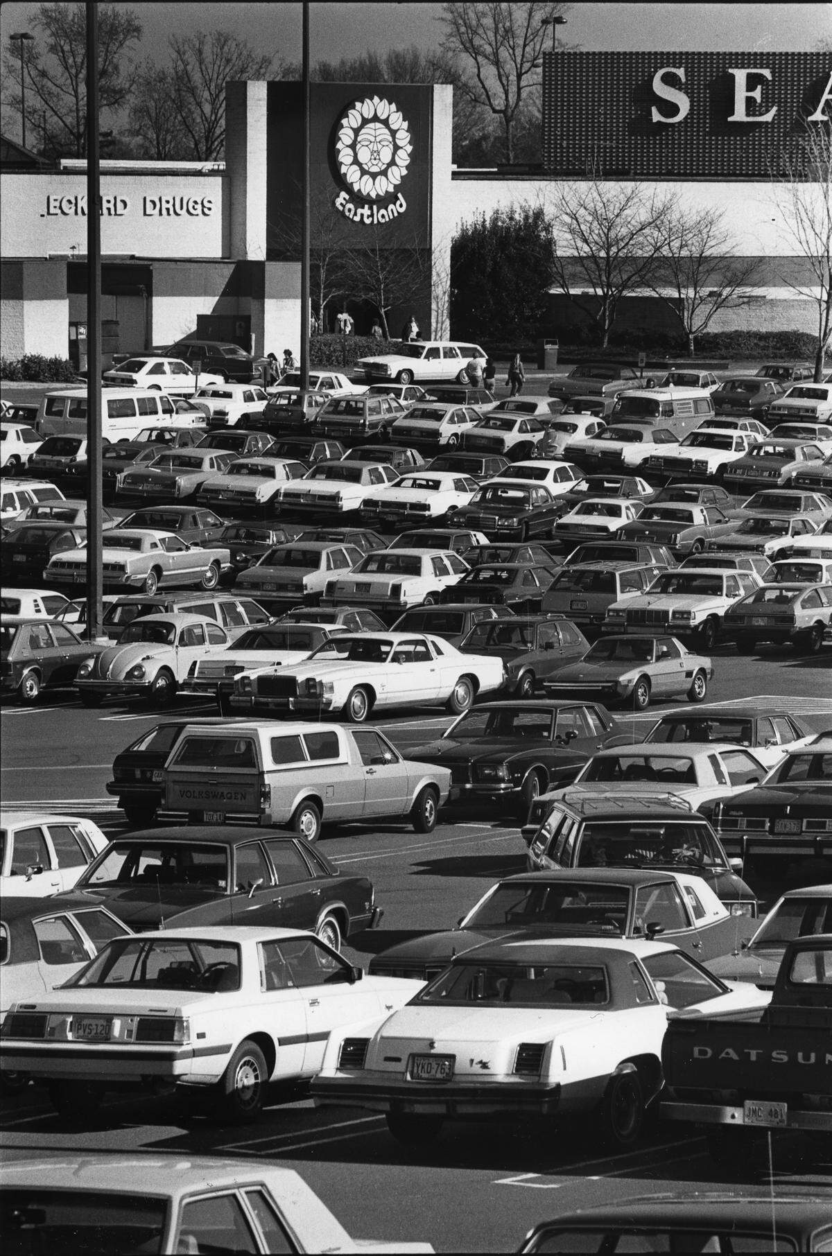 An exterior photo of Eastland Mall in 1981. 