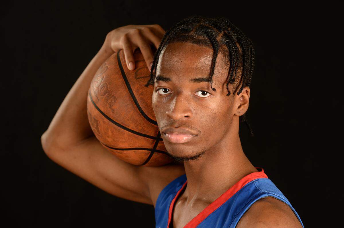 All-Observer boys basketball player Chadlyn Traylor of North Meck.