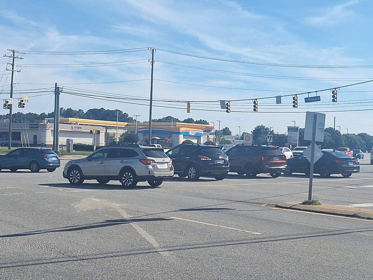 Drivers in two lanes on southbound Williamson Road in Mooresville turn left onto Brawley School Road on Thursday, May 28, 2026.