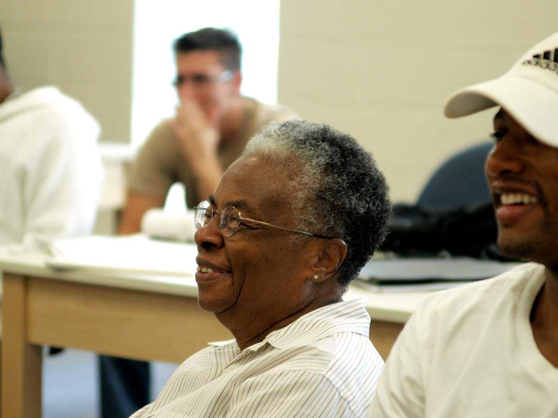Bertha Dupre, then 87, shared a laugh with a classmate at UNC Charlotte in 2008. Dupre died in December but will get a military veteran’s funeral at Salisbury National Cemetery in March.