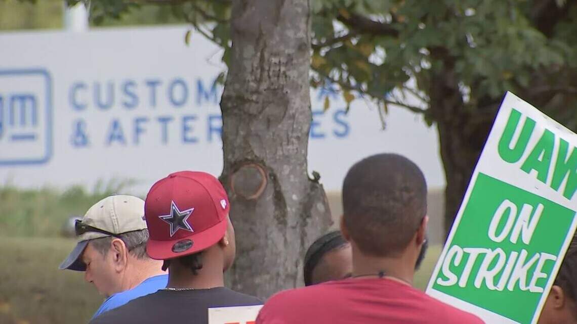 UAW strike spreads to Charlotte, as auto workers walk out of GM service parts site