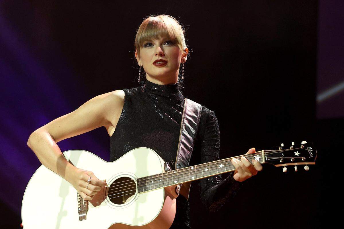 Taylor Swift last performed in Charlotte more than seven years ago — in June of 2015.