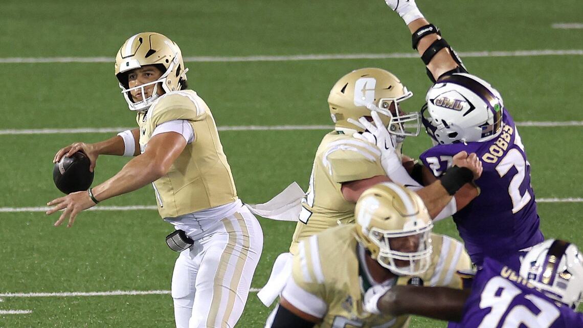 Charlotte football falls in opener: 3 takeaways from the 49ers’ loss to James Madison