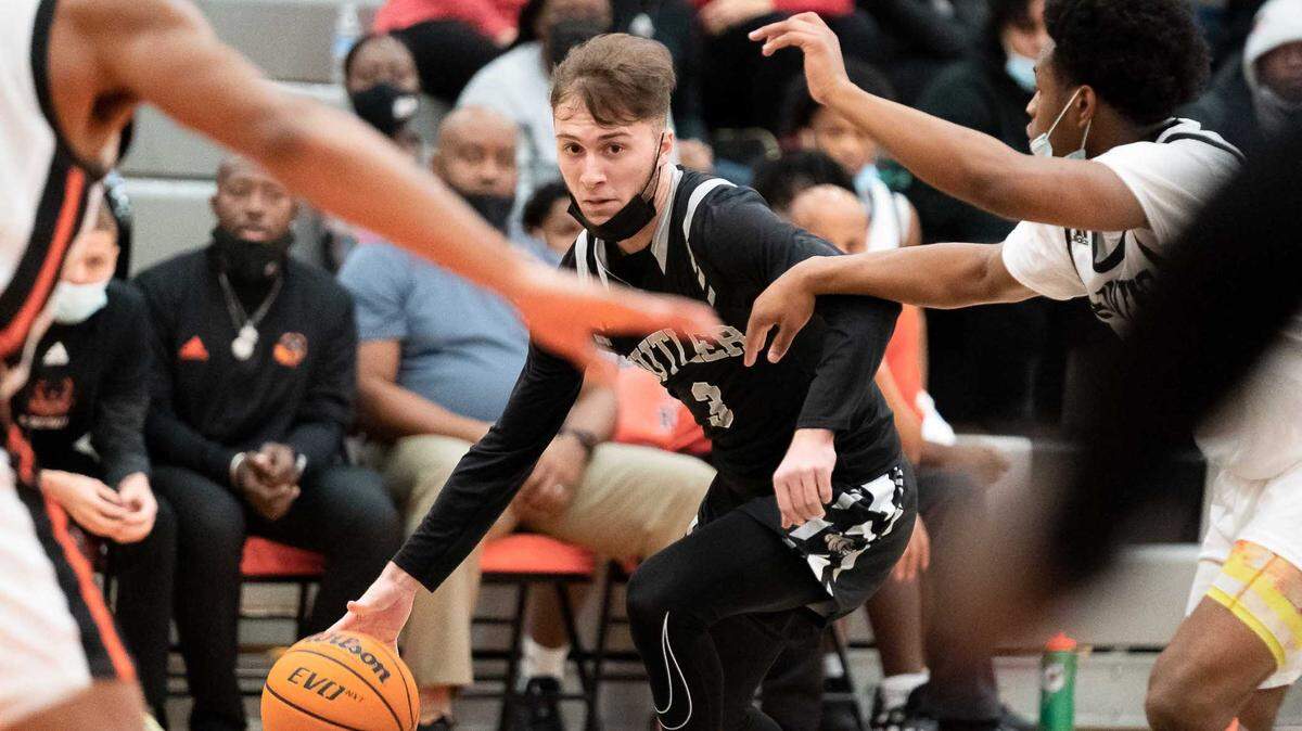 Butler’s Steph Soutzoz (3) looks to drive the lane. The Rocky River Ravens would host the Butler Bulldogs in a men’s basketball matchup Tuesday February 1, 2022.