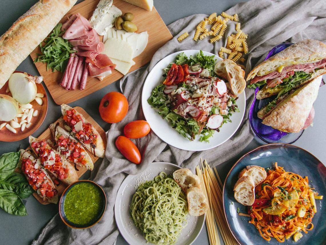 Zia Pia offers online orders of fresh prepared foods, meal kits and imported Italian foods, all available with free delivery.