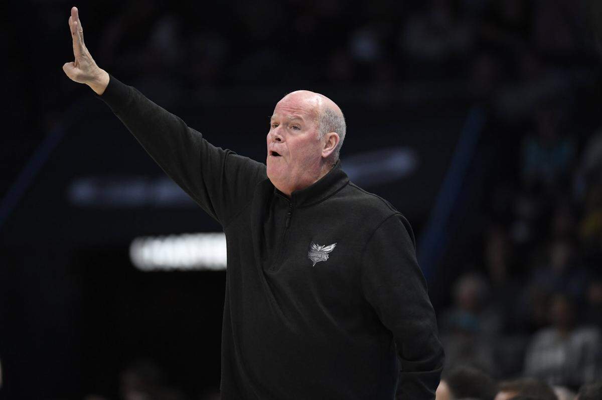 Charlotte Hornets head coach Steve Clifford reacts during the first half against the Sacramento Kings at the Spectrum Center.