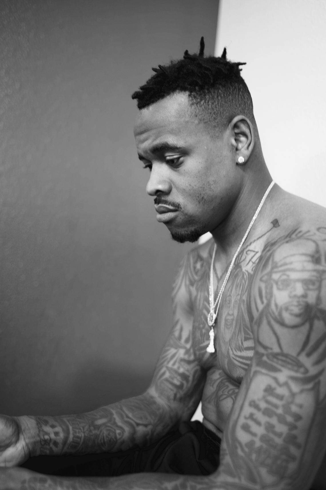 Wide receiver Ted Ginn Jr. was renowned for his speed, and his role as the team’s best deep threat grew larger after wide receiver Kelvin Benjamin tore his ACL in training camp in August 2015. Ginn scored a career-high 10 touchdowns in 2015.