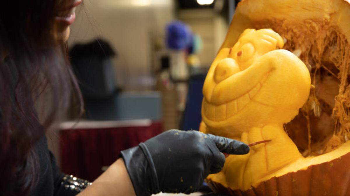 The Queen City Tattoo and Arts Center comes to the Charlotte Convention Center on Oct. 18.