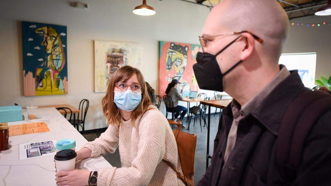 Should we mask up over the holidays to avoid COVID, flu, RSV? A UNC doctor’s advice