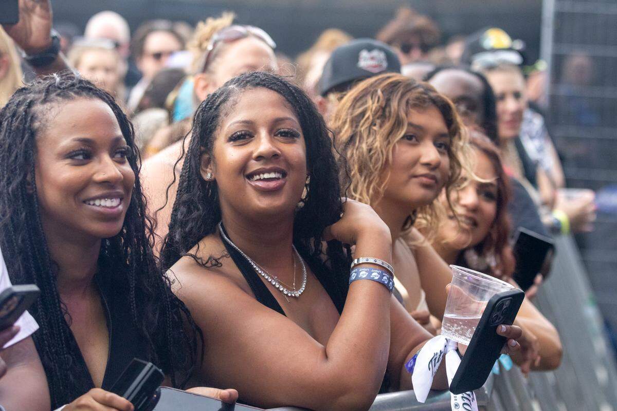 Fans at Lovin’ Life Music Fest on Saturday, May 3, 2025.