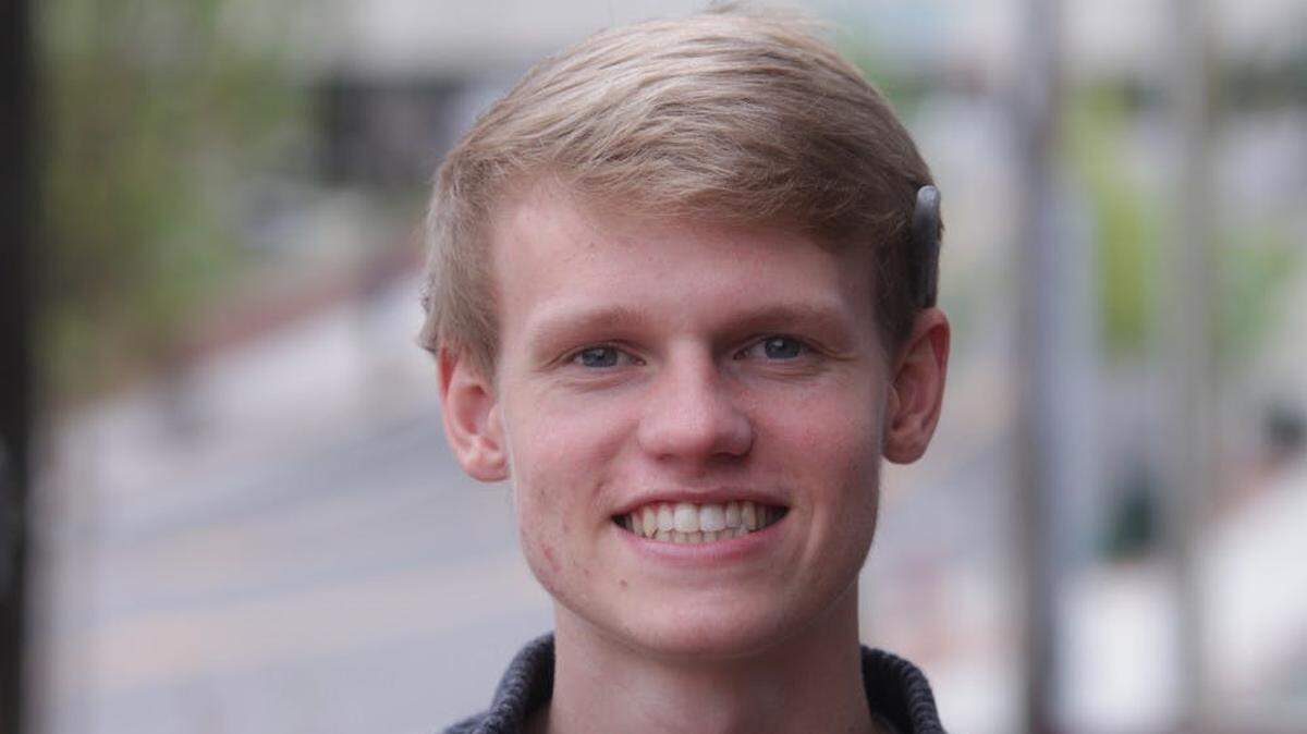 Charlotte Observer sports reporter Alex Zietlow