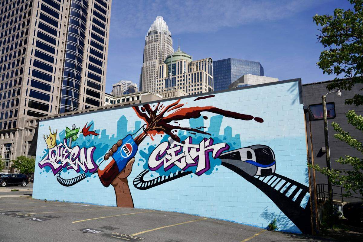 The Palace on 4th has a new mural by @swych19 on the side of the building.