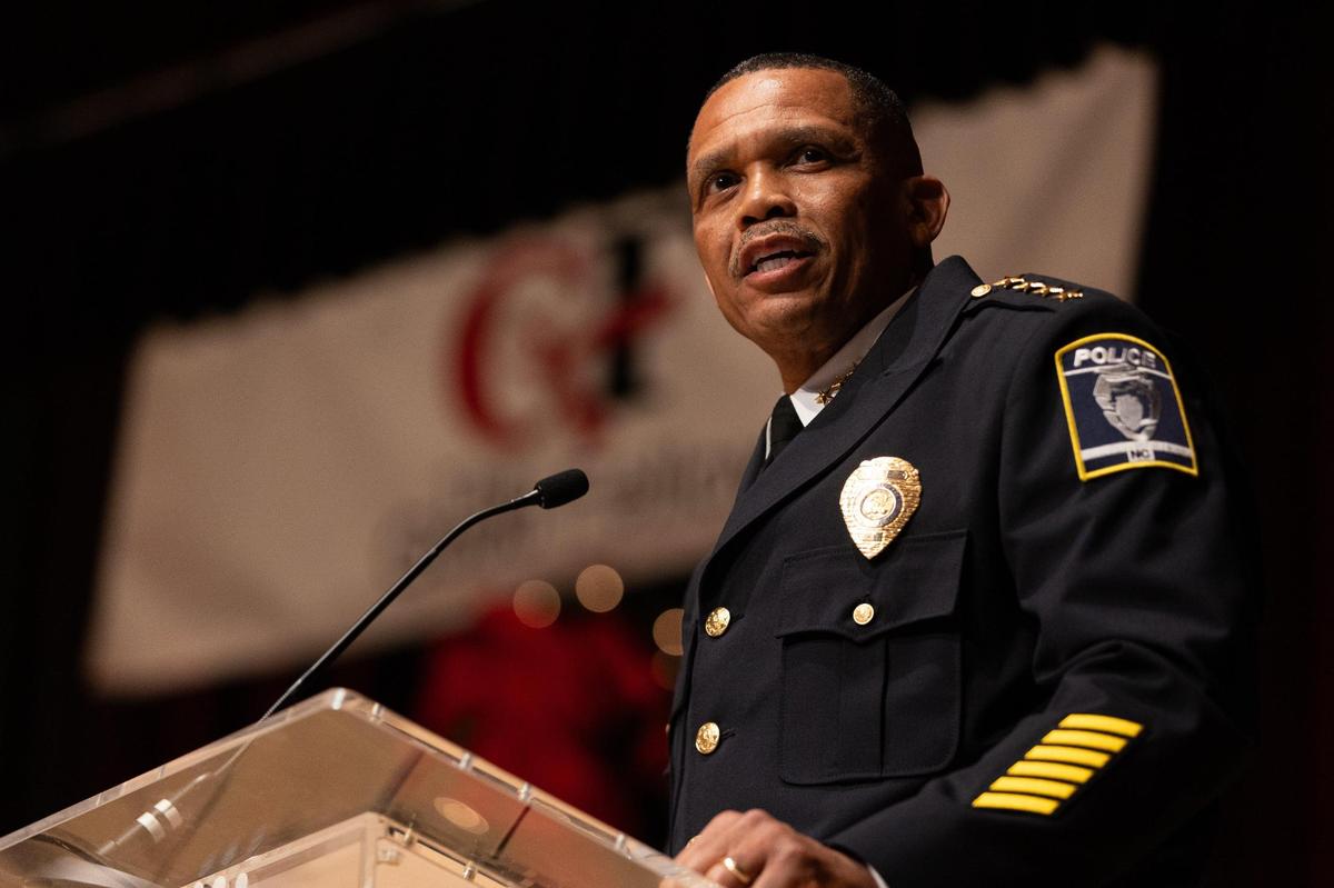 Charlotte-Mecklenburg Police Chief Johnny Jennings has announced his retirement from the leadership post during controversy over a “separation agreement.”