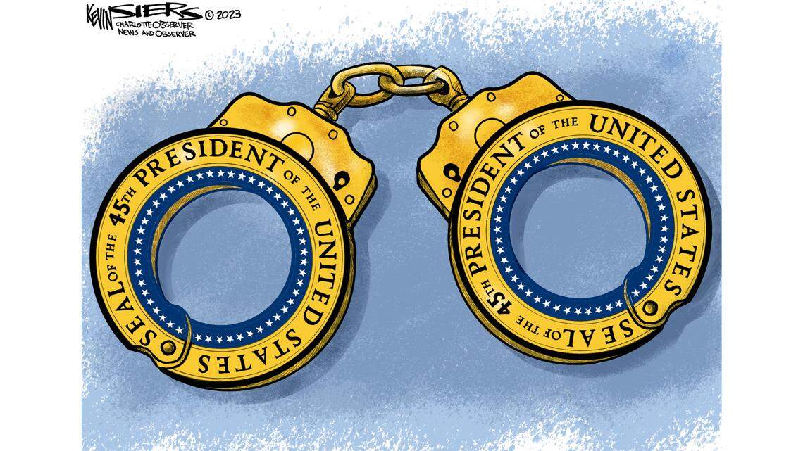 A handy fashion accessory as Trump obsesses over a possible impending indictment | Opinion