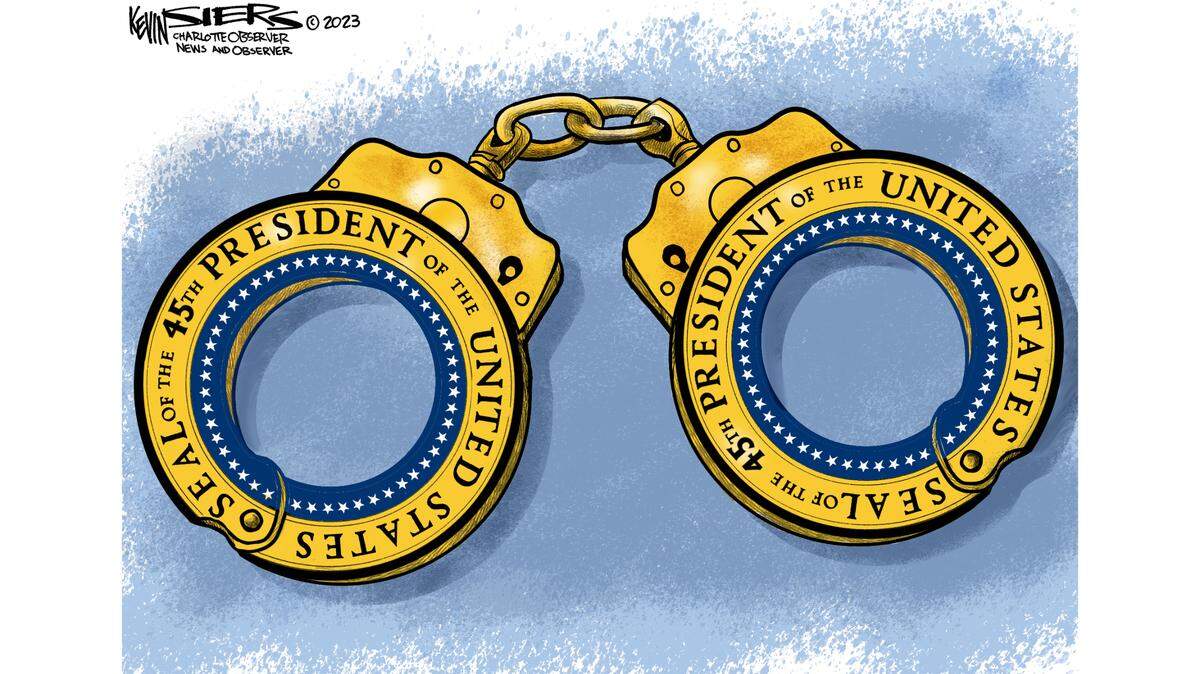 KEVIN SIERS Charlotte Observer / News & Observer