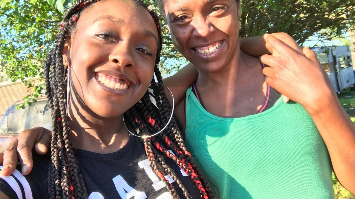 Angela Burris poses for a selfie with her daughter, Katira