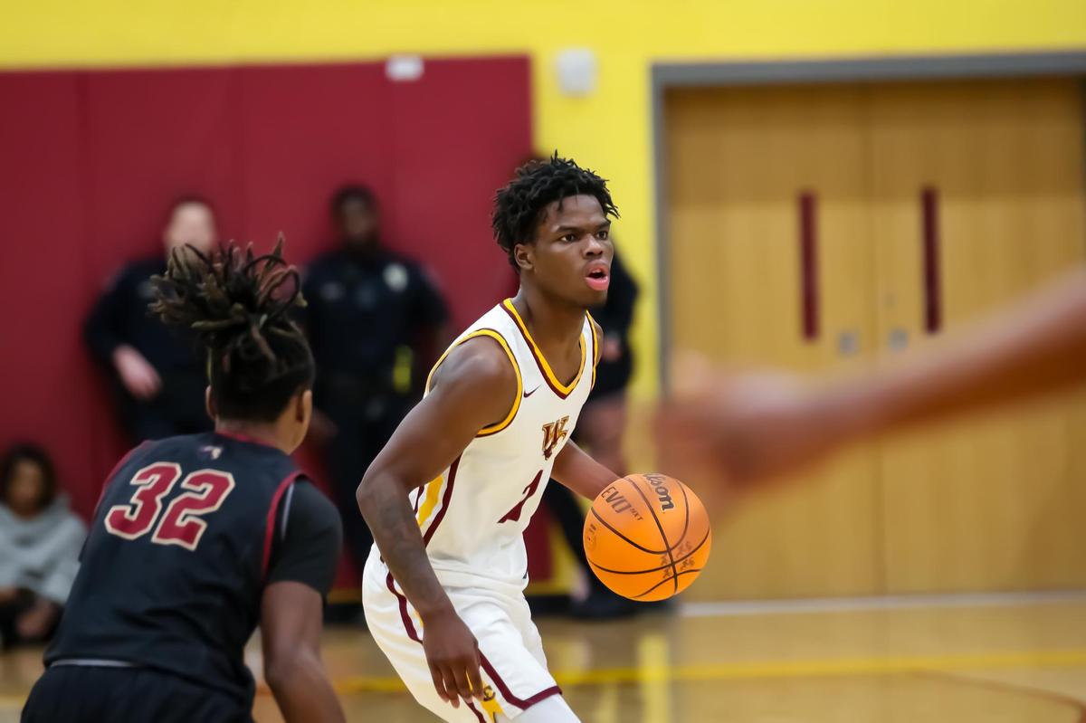 West Charlotte senior guard RA Presley brings up the ball up the court after Mallard Creek scores in the first quarter at West Charlotte high school in Charlotte, N.C. on December 17th, 2024.