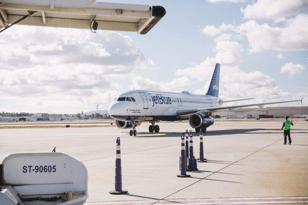 JetBlue is returning to Charlotte Douglas International Airport in the summer in the wake of Spirit Airlines collapse.