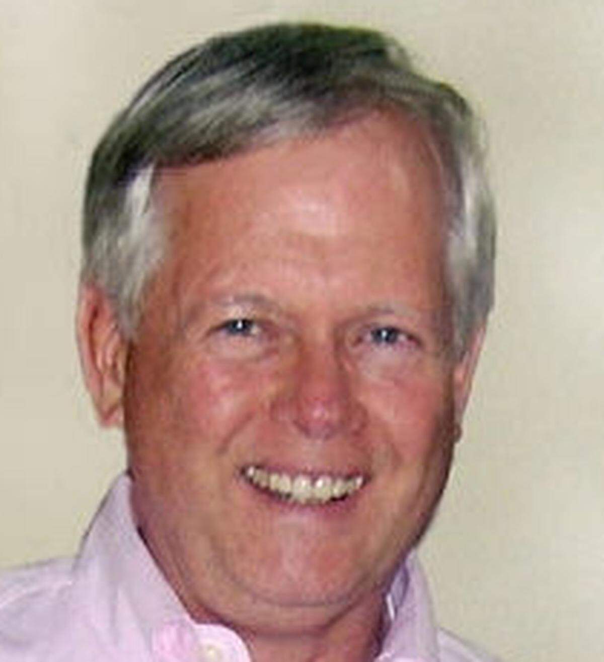 Tom E. Bowers