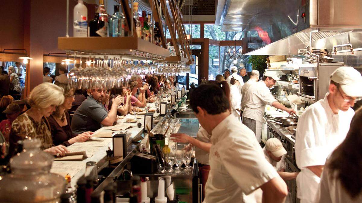 The Cúrate restaurant team.